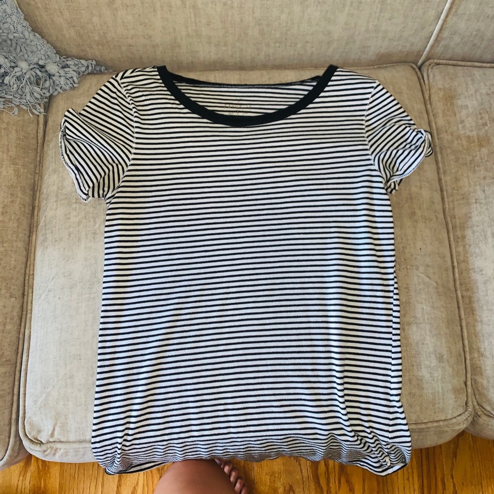 Short sleeve shirt